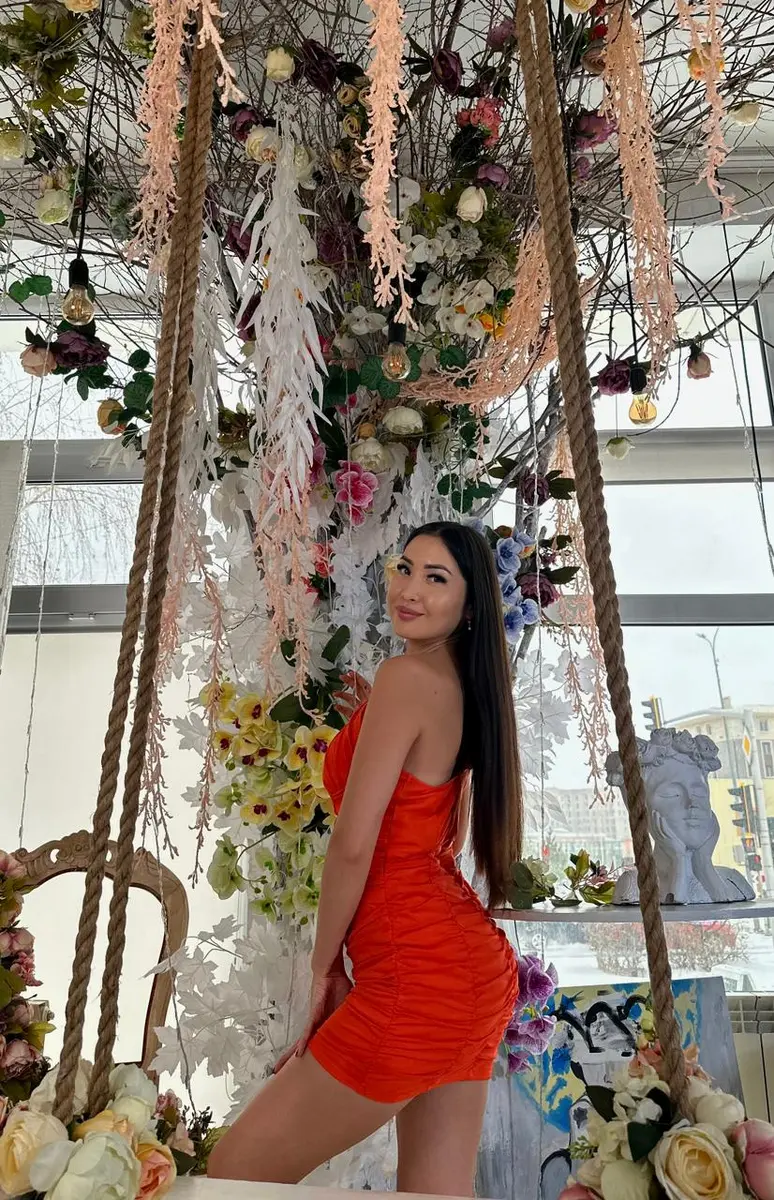 Adelya escort in Dubai