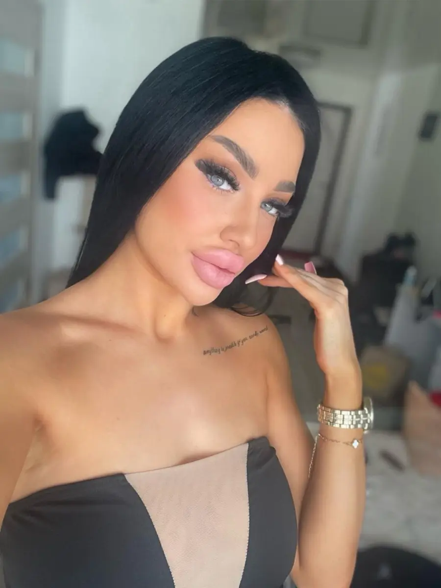 Agnes escort in Dubai