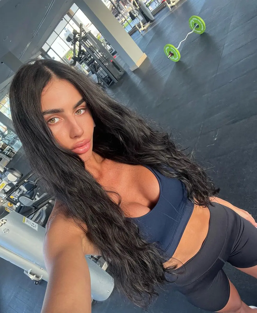 Alisa escort in Dubai