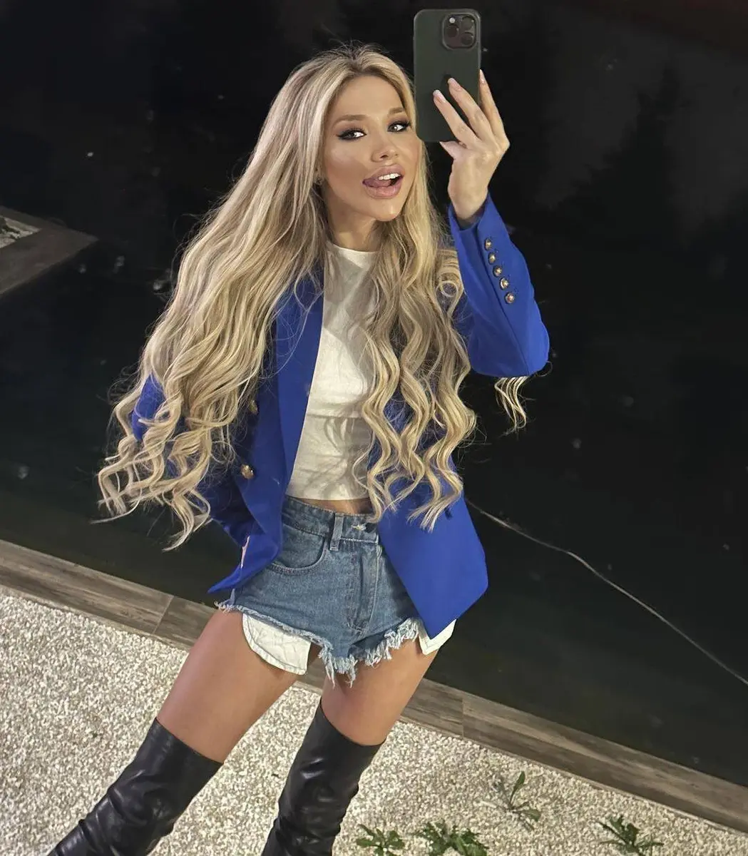 Amelia escort in Dubai