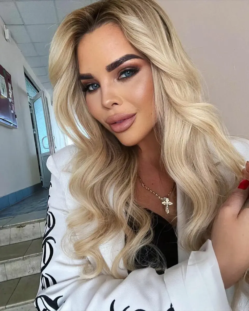 Carmen escort in Dubai