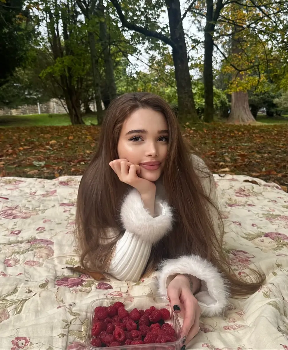 Elena escort in Dubai