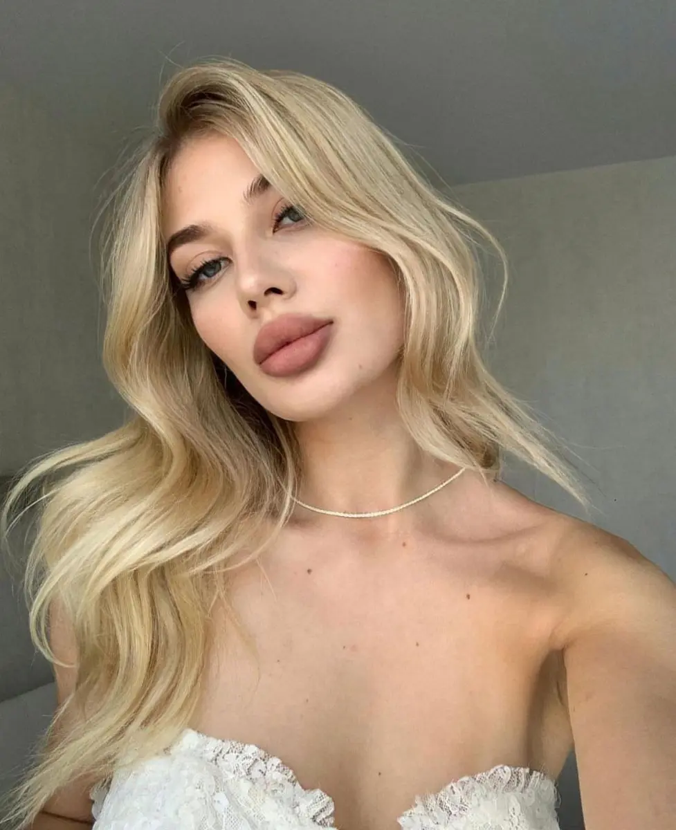 Genevieve escort in Dubai