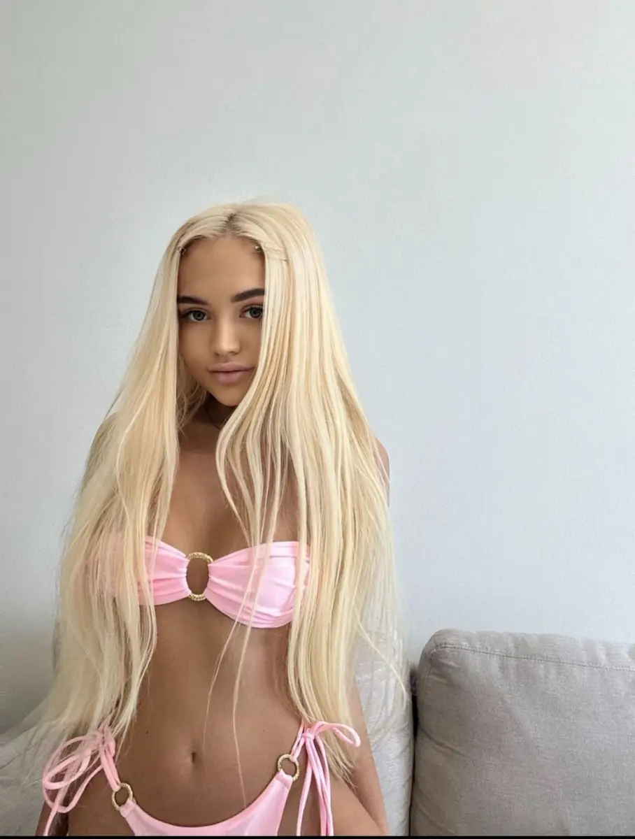 Iris escort in Dubai