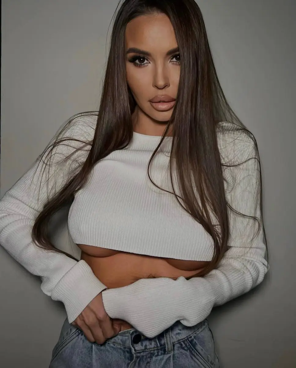 Ksusha escort in Dubai