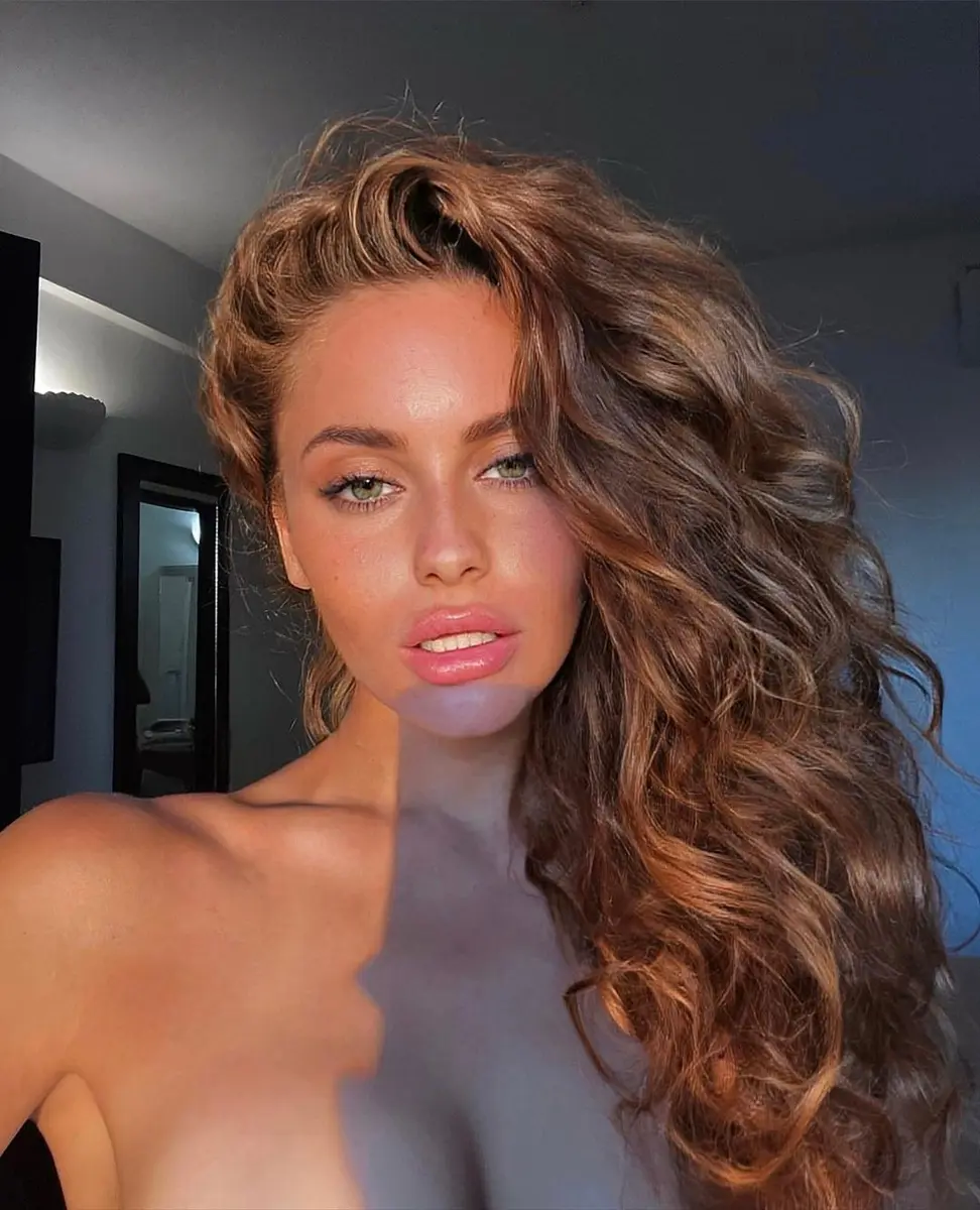 Lola escort in Dubai