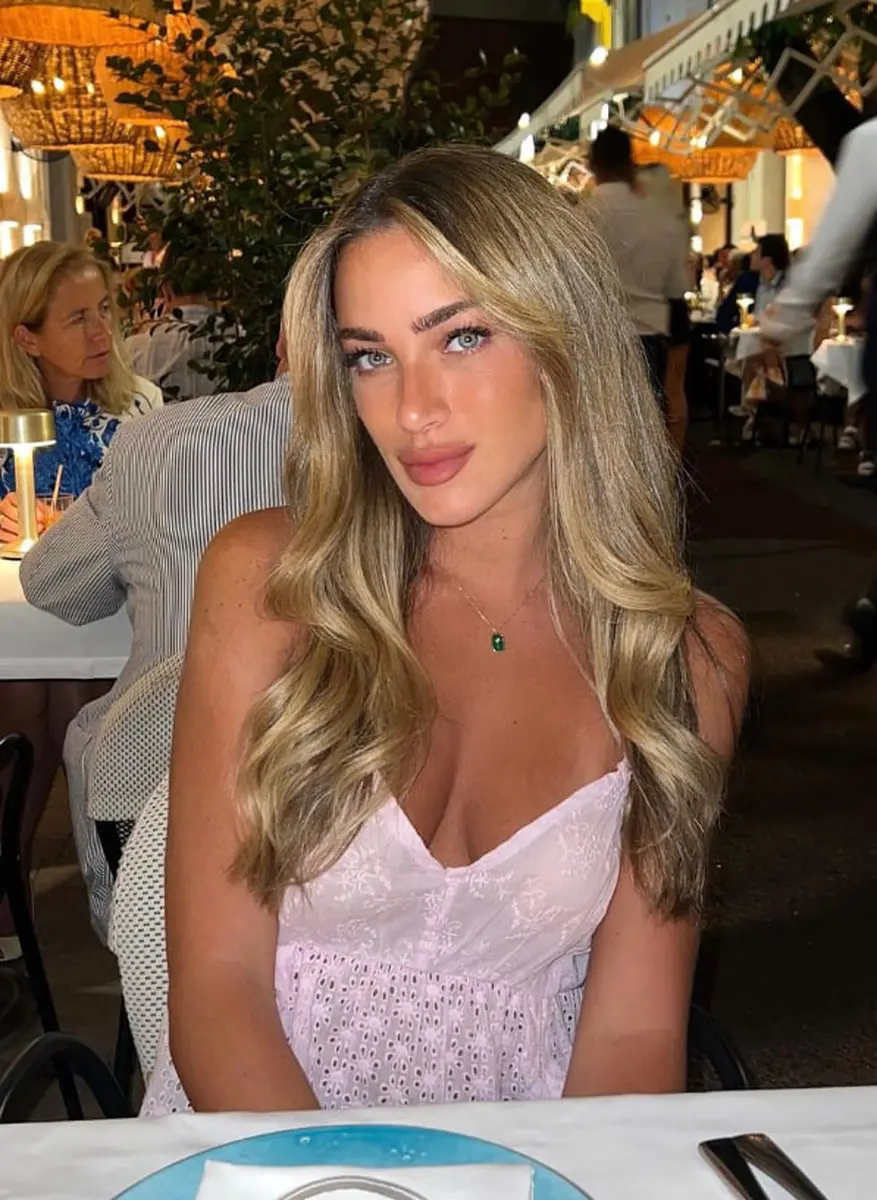 Luna escort in Dubai