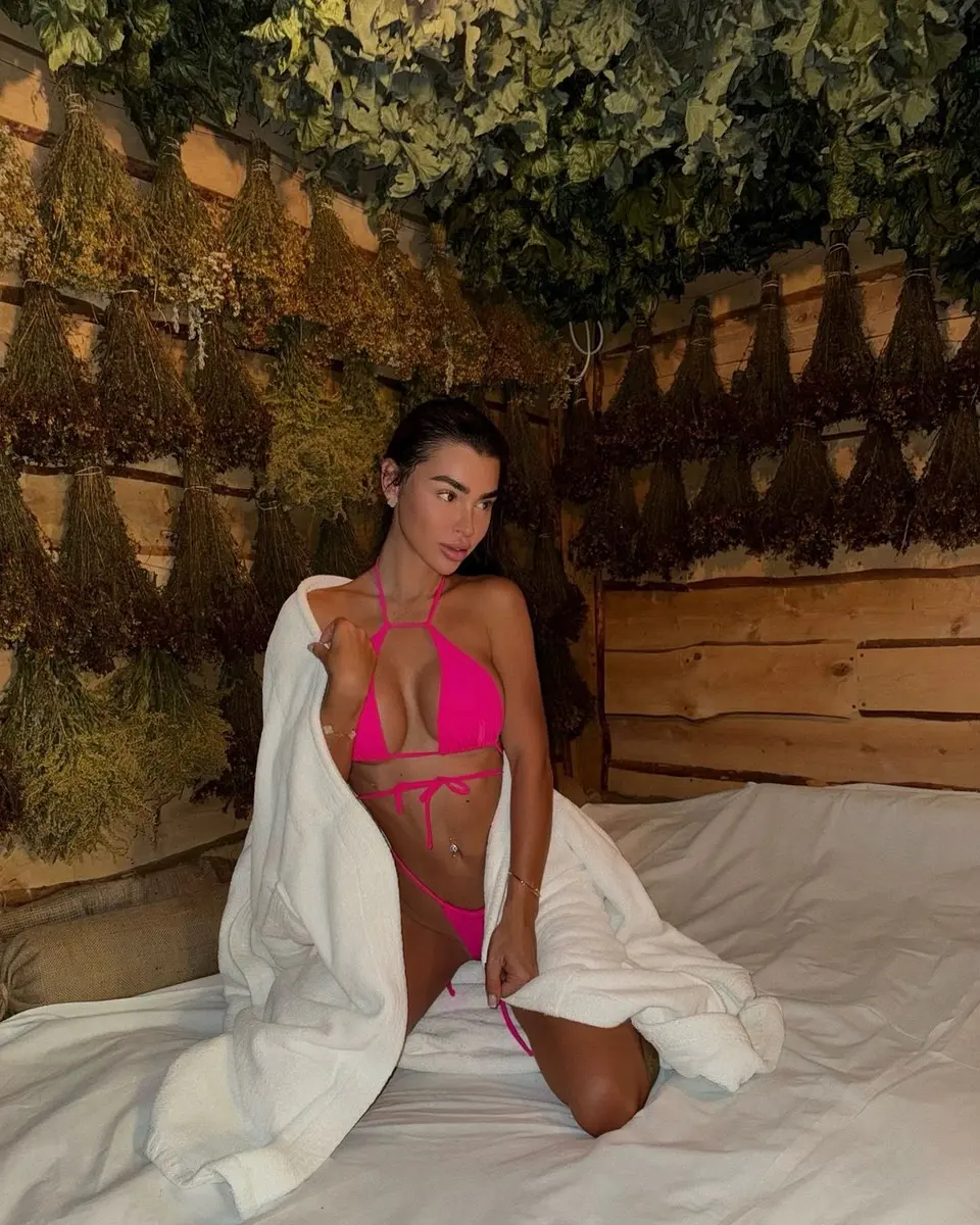 Marina escort in Dubai