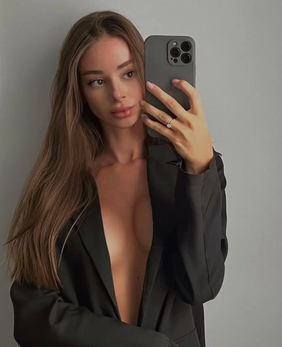 Miranda escort in Dubai