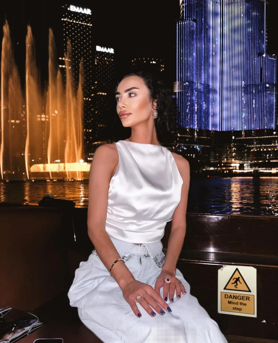 Mirella escort in Dubai
