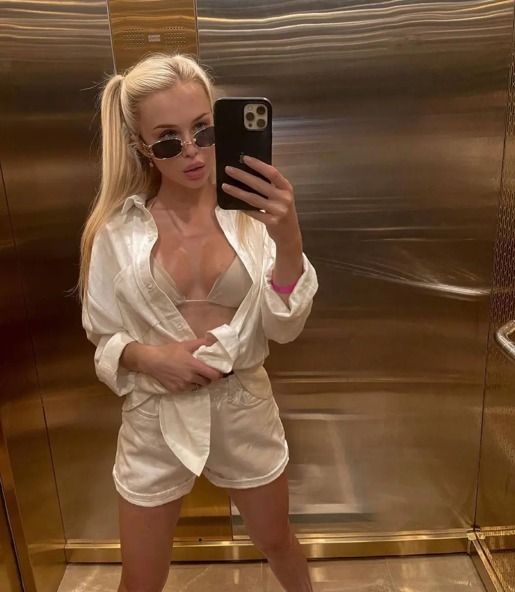 Nastya escort in Dubai