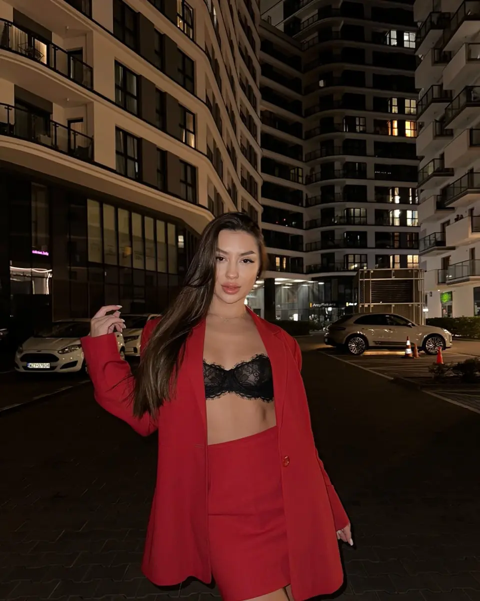 Natalie escort in Dubai