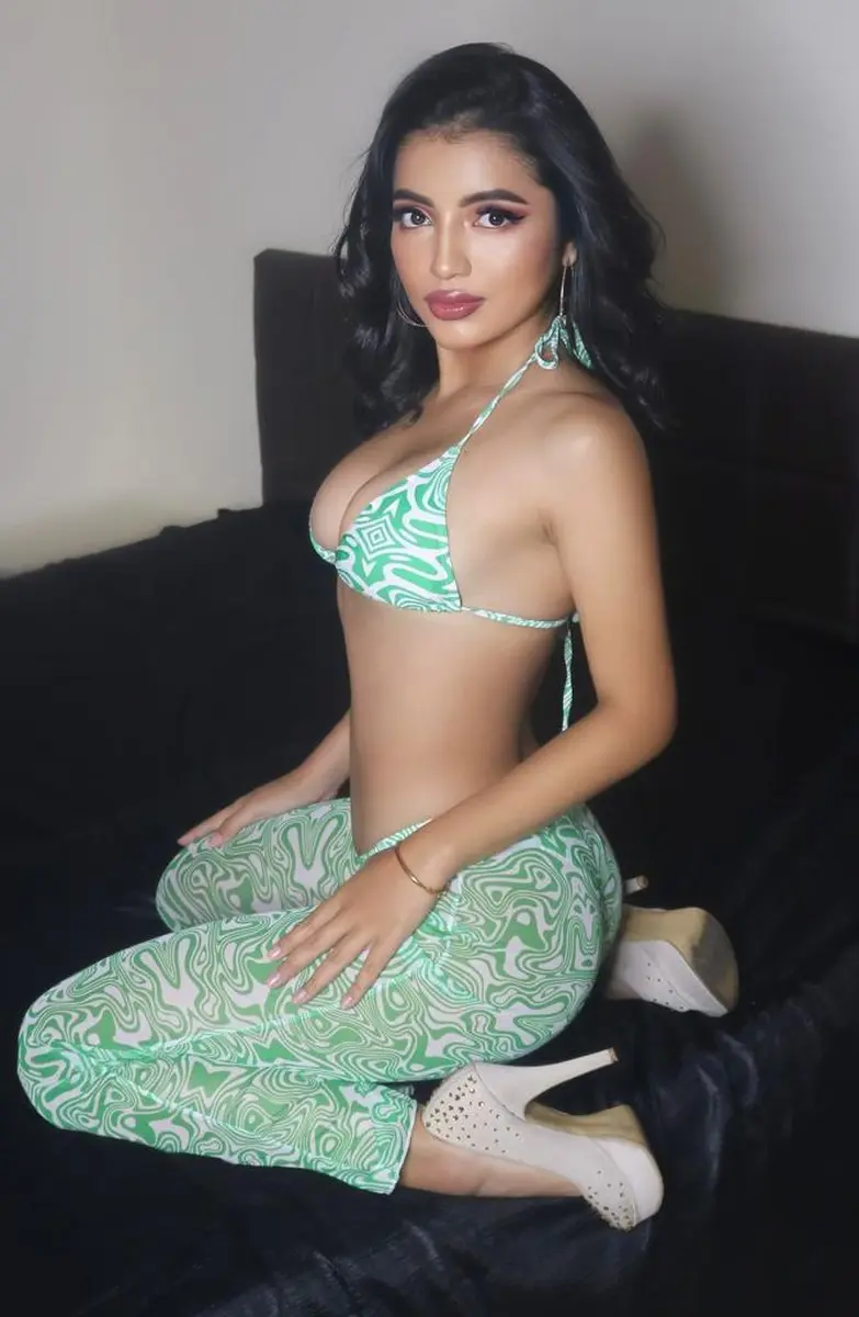 Natalie escort in Dubai
