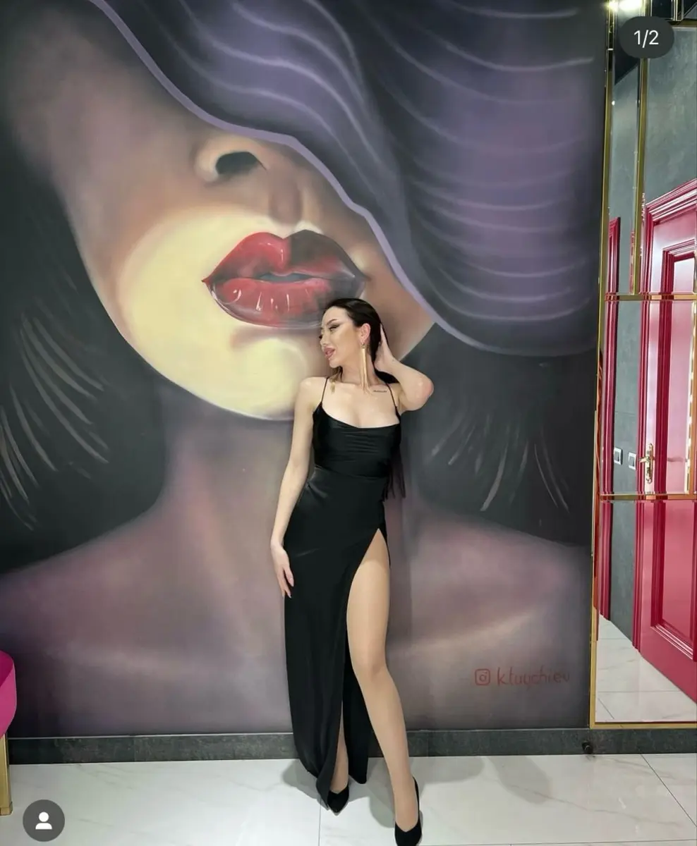 Violet escort in Dubai