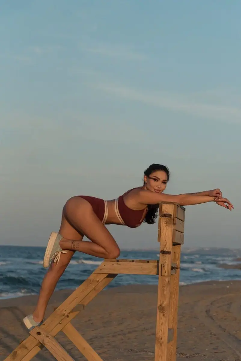 Zari escort in Dubai