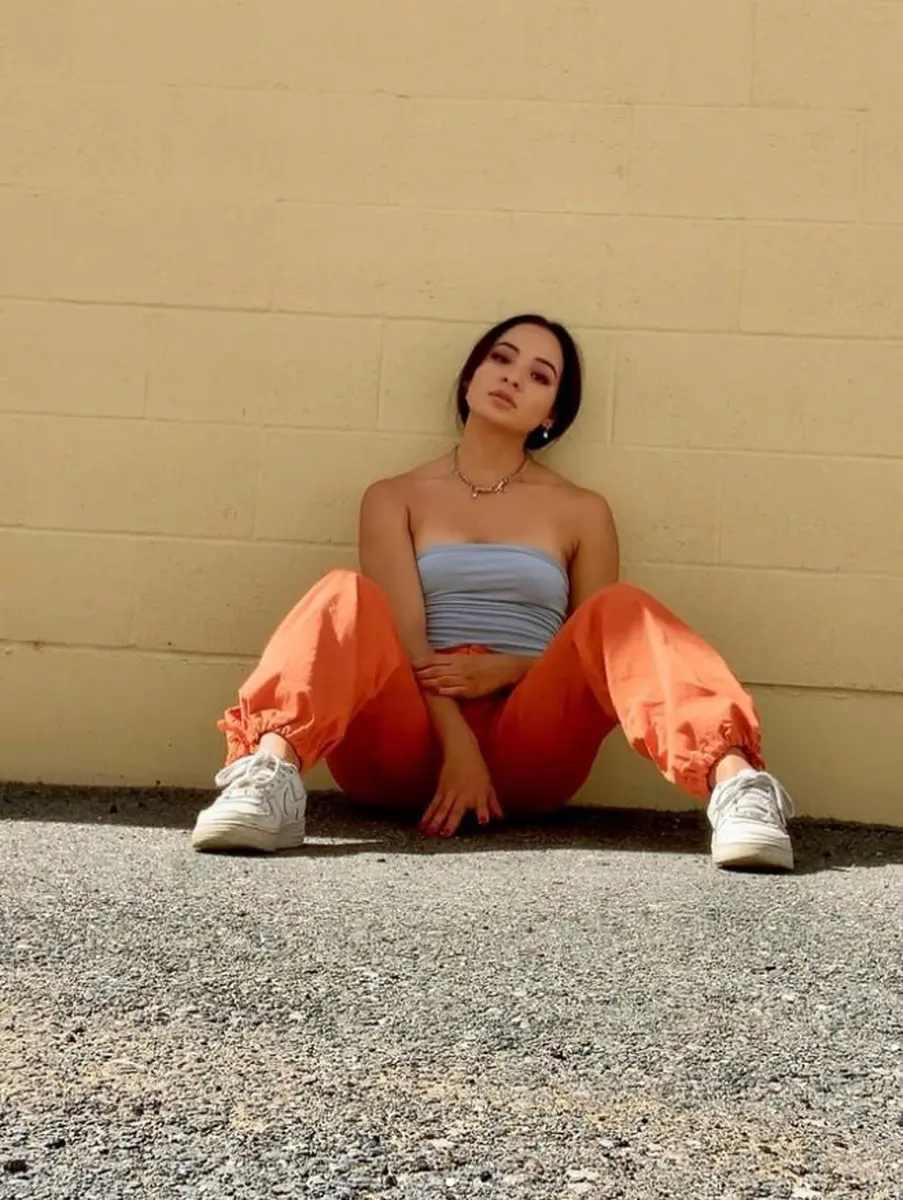 Zhanna escort in Dubai